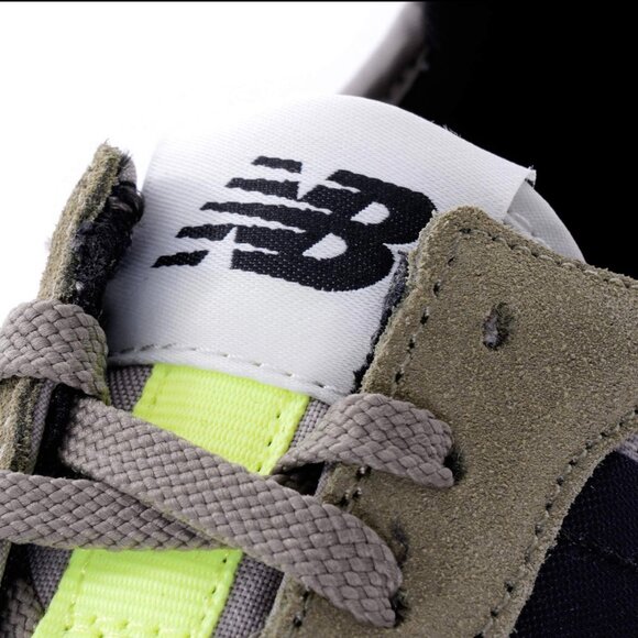 New Balance Women’s 327 Sneaker Shoes in Khaki Size 8.5 The Intelligent Choice - Picture 13 of 15